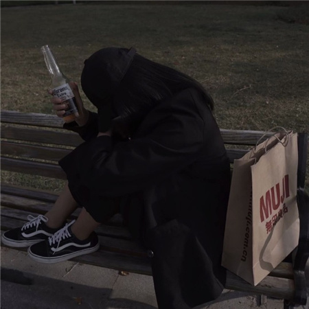 上海龙凤花坛：独特的上海魔都时尚与艺术的交汇之地